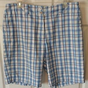Nike Golf Fit Dry Shorts in classic blue and white plaid. Large